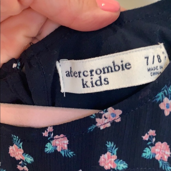 Abercrombie kids chiffon romper. Size 7/8. - Picture 3 of 3